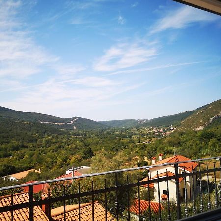 Apartma Ceh Gabrovica pri Črnem Kalu المظهر الخارجي الصورة