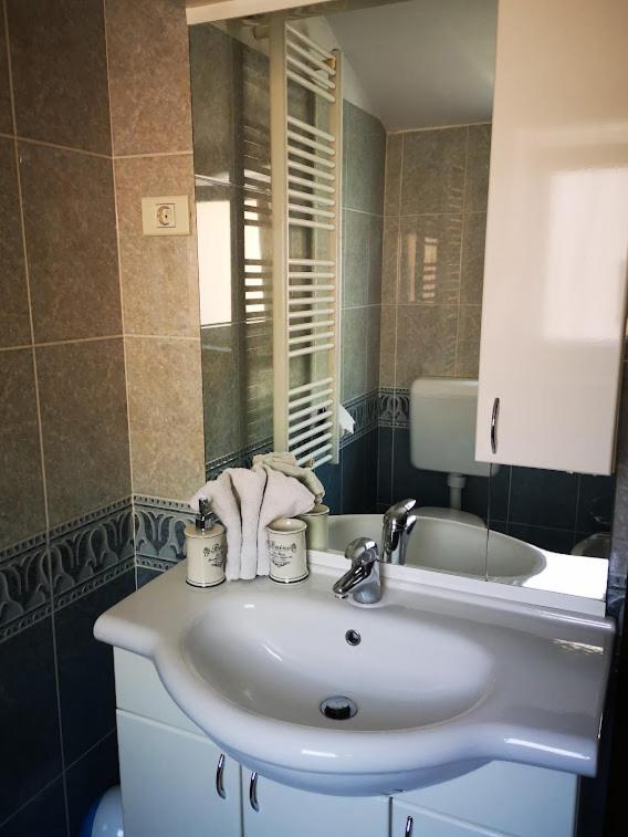 Apartma Ceh Gabrovica pri Črnem Kalu المظهر الخارجي الصورة