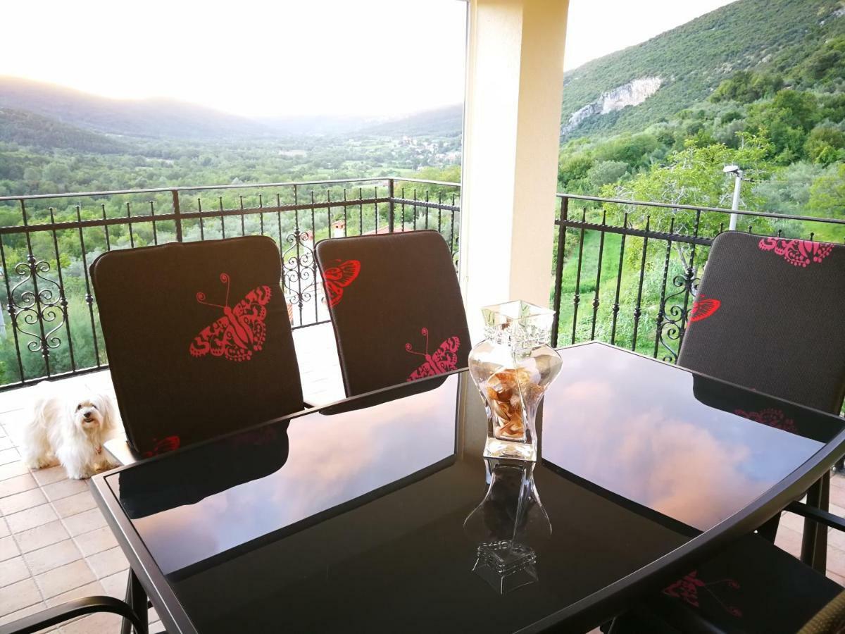 Apartma Ceh Gabrovica pri Črnem Kalu المظهر الخارجي الصورة
